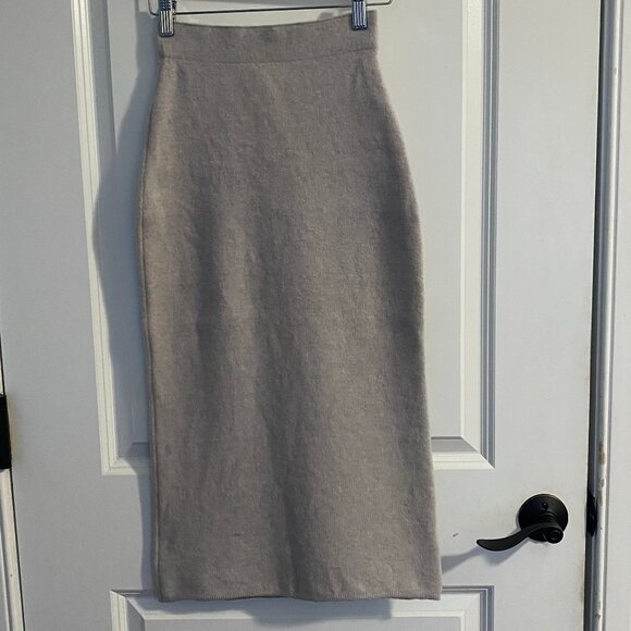 Aritizia The Group Babaton Long Stretch Wool Blend Soft Gray Skirt XXS - Picture 1 of 7